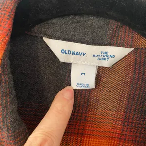 Old Navy Evermore Flannel The Boyfriend Shirt Orange Black Plaid Women's Medium thumbnail 2