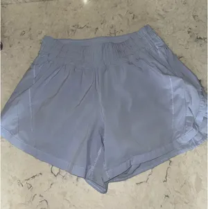 Lululemon Shorts thumbnail 1