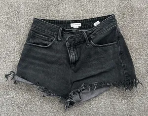 Good American Shorts thumbnail 1