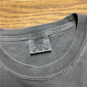 Comfort Colors Emoji Love inspired Gray graphic crewneck tee shirt. Size XL thumbnail 6
