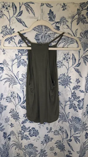 Soft green tank  thumbnail 2