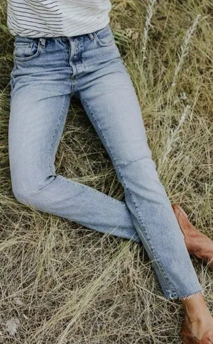Free People We the Free Stella Raw-Hem Skinny Jeans thumbnail 2