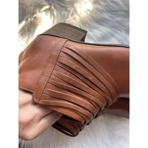 Clark’s brown booties size 6.5 comfy real leather boots soft insoles 1.5 inch he thumbnail 7