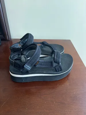 Black platform Teva Sandals thumbnail 2