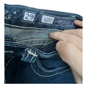 NWOT Miss Me Medium Wash Denim Jeans thumbnail 4