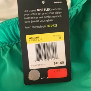 Nwt Nike workout shorts thumbnail 4