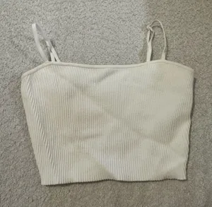 Aritzia Babaton Sculpt Knit Cami Crop Tank thumbnail 1