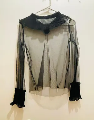 Women Blouse black laced top size 8 thumbnail 2