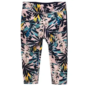 Old Navy Legging‎ Size XL Capri Floral Workout Performance Gym Yoga Performance thumbnail 2