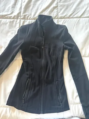 Lululemon Define Jacket thumbnail 3