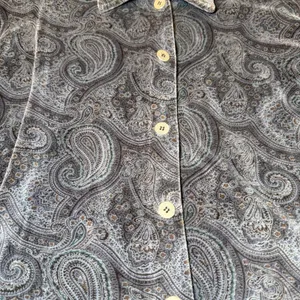 Elizabeth by Liz Claiborne Womens Size 2 Paisley Velour Button Front Tunic Top thumbnail 11