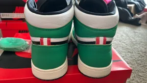 Air Jordan 1 thumbnail 4