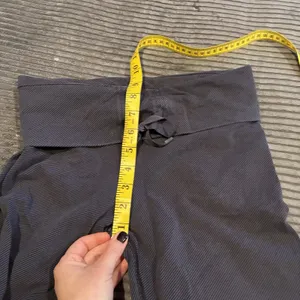 Lululemon athletica Navy Blue Striped Mid OR High Rise Jogger Yoga Pant See Pics thumbnail 4