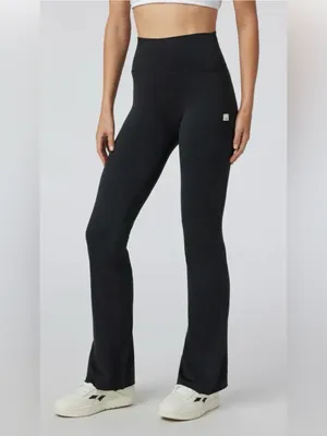 Vuori Halo Slim Flare High-Waist Flare Yoga Pants Leggings Kale green Size S thumbnail 3