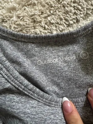 Outdoor Voices Athena Crop Top Size medium thumbnail 3