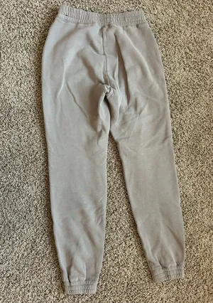 Sweatpants thumbnail 2