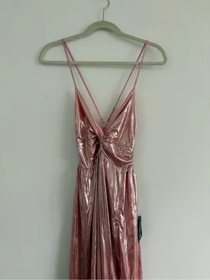 NWT Lulu’s Fabulous Finesse Light Pink Metallic Twist Front Maxi Dress Size XXS thumbnail 5