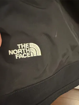The North Face Black Ski Snow Pants size SP inseam 30” lots of pockets thumbnail 5