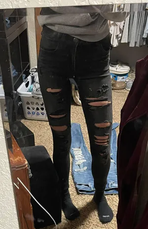 American Eagle High Waisted  Black  Skinny Jeans thumbnail 1