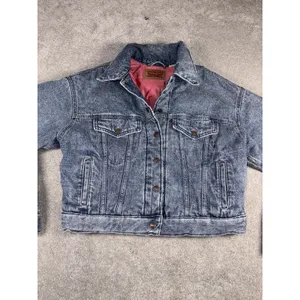 Levi's Women's A6060-0002 Quilted Lined Denim Trucker Jacket Acid Wash Blue S thumbnail 11