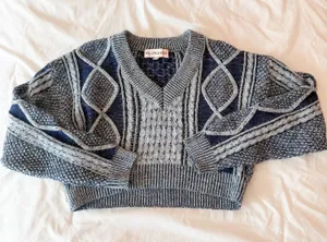Willow & Wind Navy Blue Mixed Stitch Cropped Sweater Size XS thumbnail 1