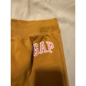 Gap Kids Solid Logo Sweatpants Lounge Mustard Yellow Girls Sz XL 12 Lounge thumbnail 2
