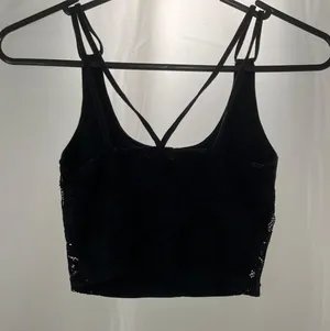 American Eagle Outfitters Crop Top thumbnail 1