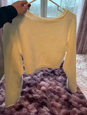 Garage sweater  thumbnail 1