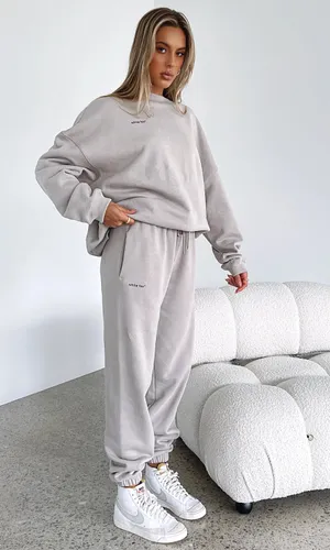 White Fox Cream Tan Baggy Sweatpants M thumbnail 1