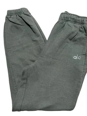 ALO Yoga Women’s Size S Army Olive Green Fleece Joggers Sweatpants thumbnail 3