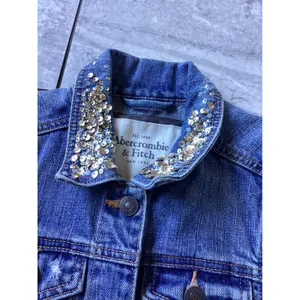 Abercrombie & Fitch Womens XS Blue Denim Vest Sequin Collar Distressed Jacket thumbnail 2