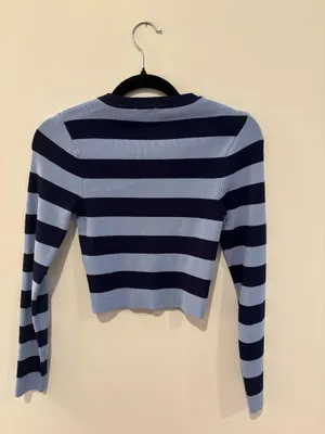 Zara sweater thumbnail 2