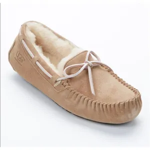 Ugg Women's Sz 11 Dakota Slipper Leather Nubuck Beige Tobacco Slip On Shoes 5612 thumbnail 2