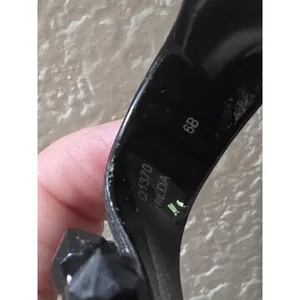 Coach Womens Hilda Jelly Black Floral Beaded Buckle Thong Sandals Size 6B thumbnail 8