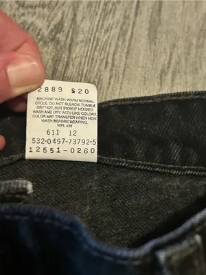 Levis 550 Black relaxed fit tapered leg Jeans size 14 petite thumbnail 7