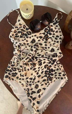 Women’s Aerie Leopard Print Wrap Swimsuit Size M Adjustable Full Coverage Cream thumbnail 1