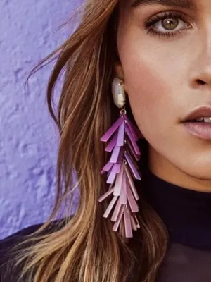 Kendra Scott Justyne Ombré Shell Statement Earrings thumbnail 1