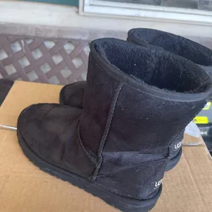 UGG classic short boots for women thumbnail 1