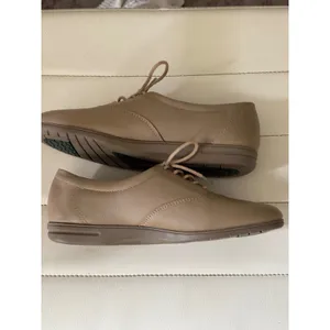 Easy Spirit Anti-Gravity Women 7 Tan Leather Oxford Lace Up Shoes JPMOTION thumbnail 4