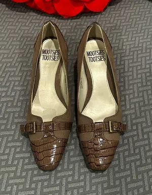 Mootsies Tootsies Brown crocodile leather kitten heels with buckle detail thumbnail 1