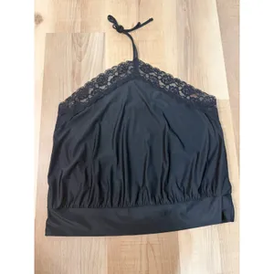 Wild Fable Black Banded Bottom Lace Halter Top Women's Large L V-Neck Tie Back thumbnail 2