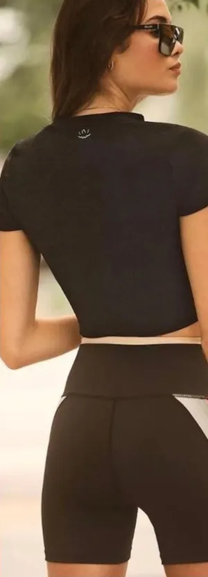 Beyond Yoga Featherweight Under Over Crop Tee thumbnail 1