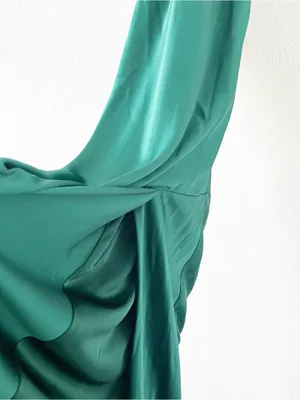 Revelry Amaya Emerald Green Satin Halter Open Back High Slit Formal Gown thumbnail 5