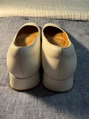 Soft Lillian Pump Heel Women’s size 9.5M thumbnail 4