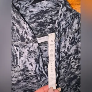 🌸lululemon athletica Black & Gray Marled Active Leggings thumbnail 4