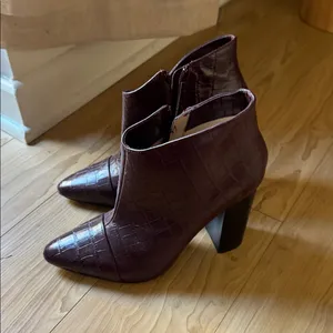 Pour La Victoire Croc-Embossed Pointed Ankle Boots in Burgundy thumbnail 3