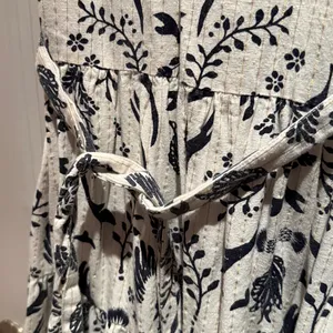 Roller Rabbit Floral Print White and Blue Midi Dress thumbnail 5