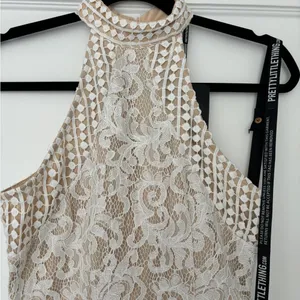 NWT Pretty Little Things Lace Bodycon Dress Size 8 thumbnail 5
