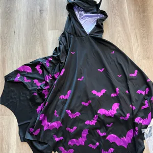 Chic Black and Purple‎ Bat Print Blouse Size 00 thumbnail 2