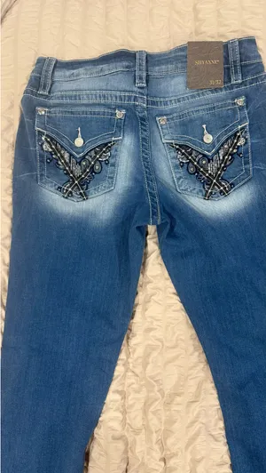 Shyanne women’s embellished bootcut jeans thumbnail 4